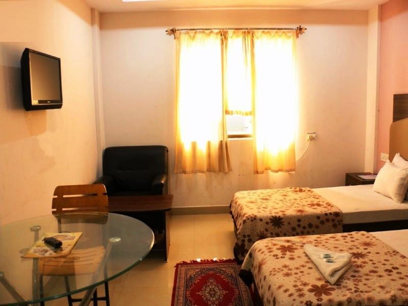 Brahmapur Hotel City Palace מראה חיצוני תמונה