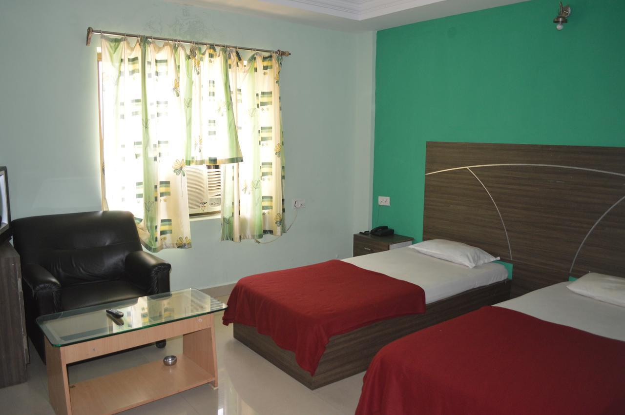 Brahmapur Hotel City Palace חדר תמונה