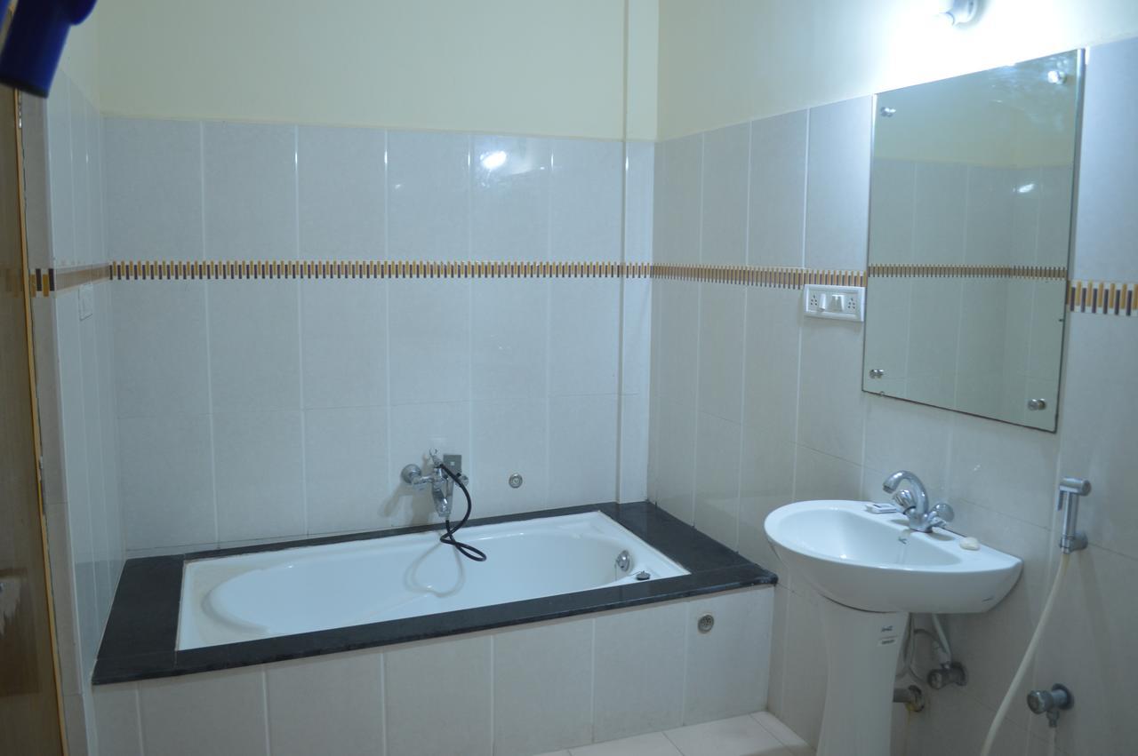 Brahmapur Hotel City Palace חדר תמונה