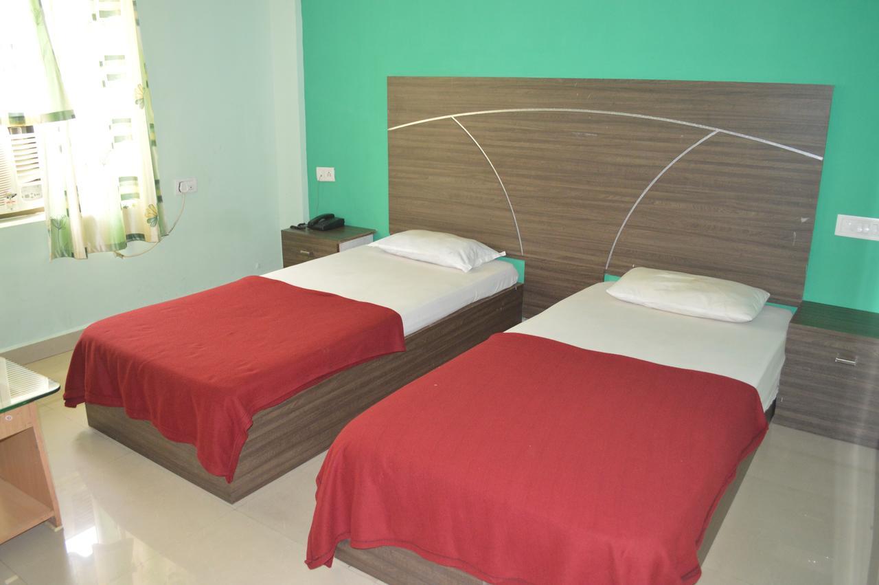 Brahmapur Hotel City Palace חדר תמונה